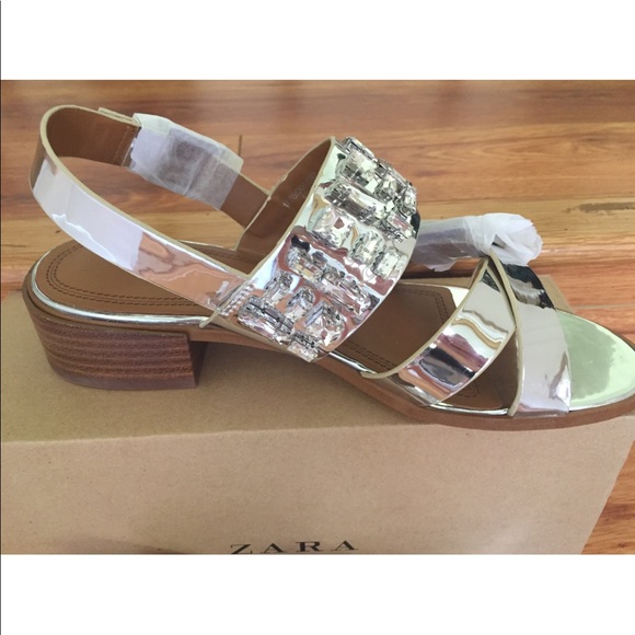Zara Silver Sandals NWOT - Picture 3 of 7
